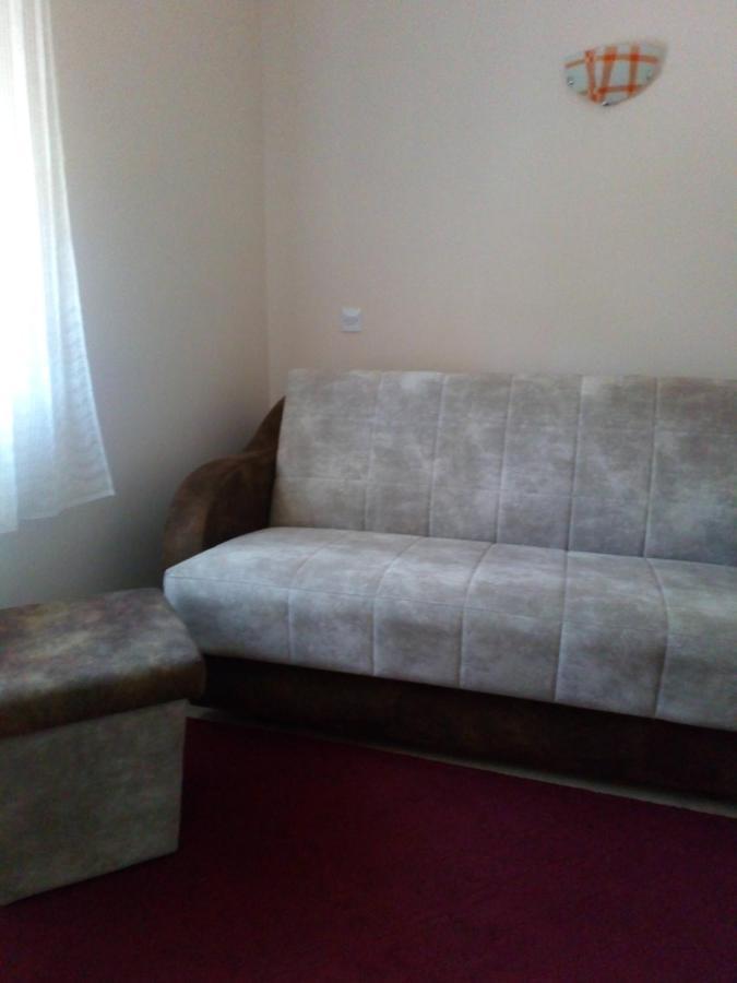 Guest House Green View Pirot Exterior foto
